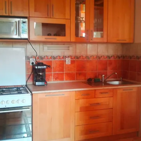 Hacienda Családbarát Apartman *