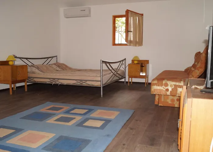 Hacienda Csaladbarat Vendeghaz Апартаменты *