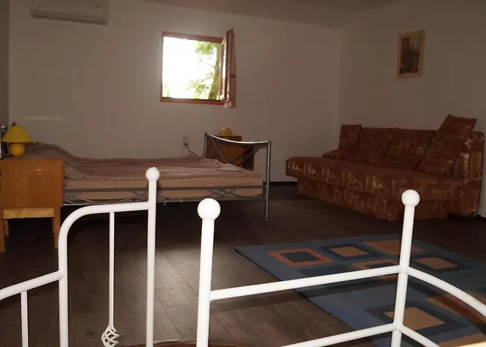 Hacienda Csaladbarat Vendeghaz Апартаменты *